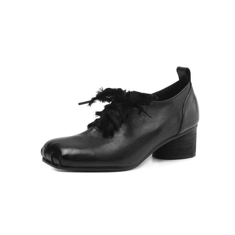 Fashion Flat Shoes with Square Toe and Lace-Up