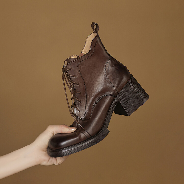 Women's Retro Leather Knight Boots with Chunky Mid Heel and Side Zipper